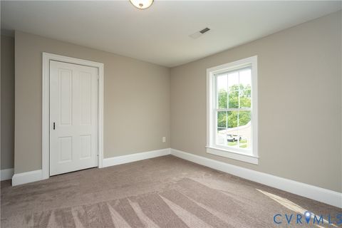 Tiny photo for 621 Lee Street, West Point, VA 23181 (MLS # 2605663)