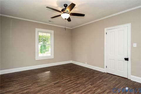 Tiny photo for 621 Lee Street, West Point, VA 23181 (MLS # 2605663)