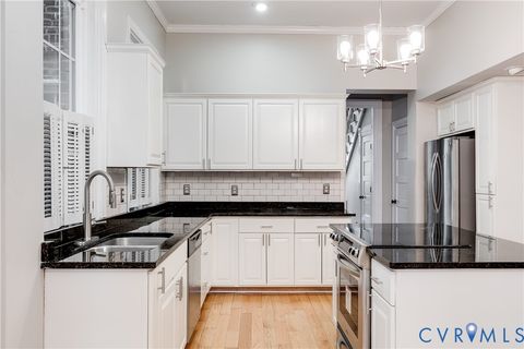 Tiny photo for 308 N Lombardy Street, Richmond, VA 23220 (MLS # 2608157)