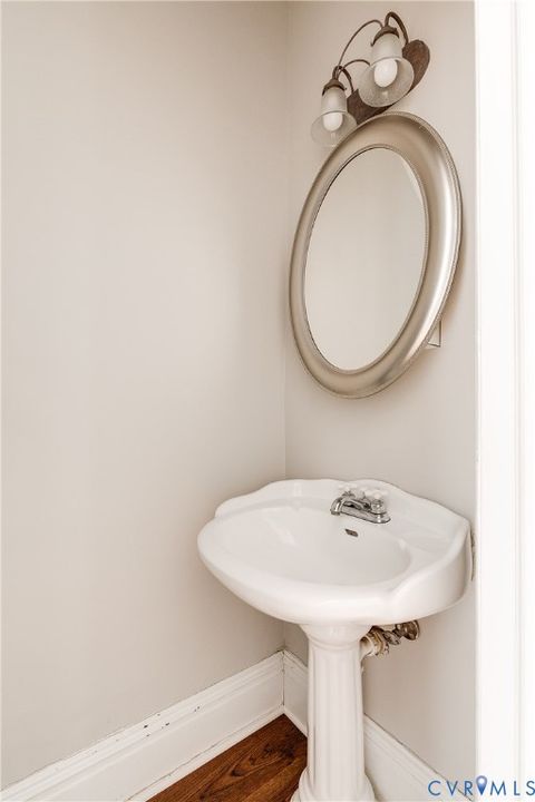 Tiny photo for 308 N Lombardy Street, Richmond, VA 23220 (MLS # 2608157)