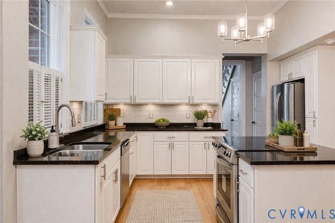 Tiny photo for 308 N Lombardy Street, Richmond, VA 23220 (MLS # 2608157)