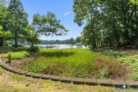 Tiny photo for 122 Way Point Lane LN, Kilmarnock, VA 22482 (MLS # 2625345)