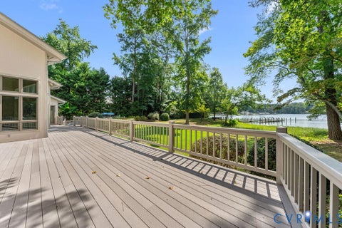 Tiny photo for 122 Way Point Lane LN, Kilmarnock, VA 22482 (MLS # 2625345)