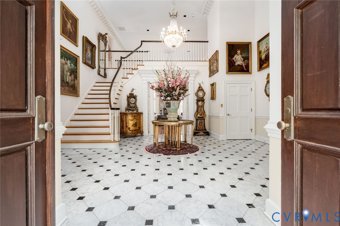 221 Dryden Lane