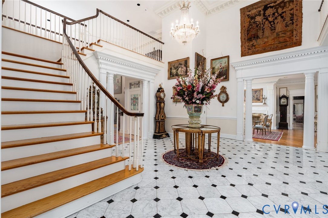 221 Dryden Lane