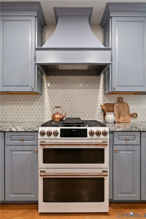 Tiny photo for 2105 Grove Avenue, Richmond, VA 23220 (MLS # 2611730)