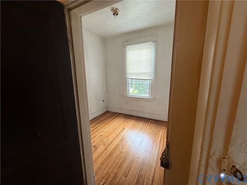 Tiny photo for 1106 Highland View Avenue, Richmond, VA 23222 (MLS # 2533170)