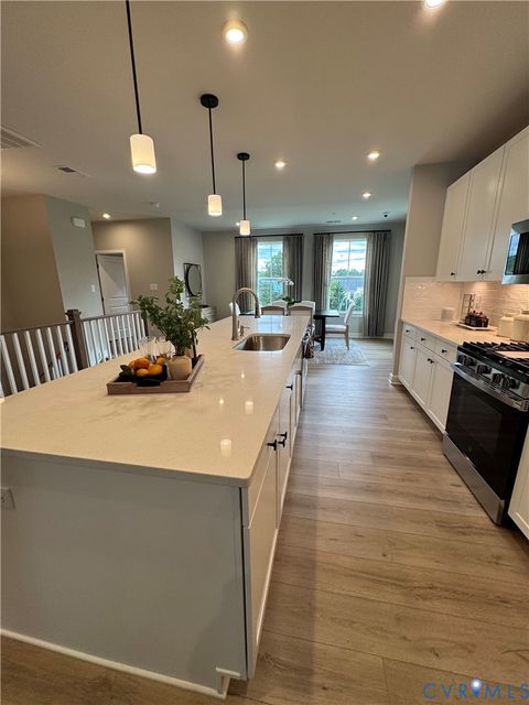 Tiny photo for 8001 Lake Laurel Ln Ln #B, Glen Allen, VA 23060 (MLS # 2604787)