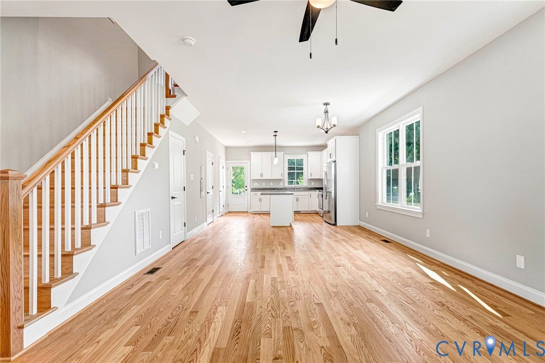 306 E 33rd Street