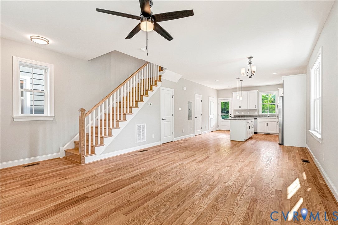 306 E 33rd Street