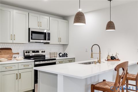 Tiny photo for 1240 Maryville Avenue, Hopewell, VA 23860 (MLS # 2532561)