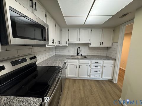Tiny photo for 2956 Hathaway Road #U404, Richmond, VA 23225 (MLS # 2614259)