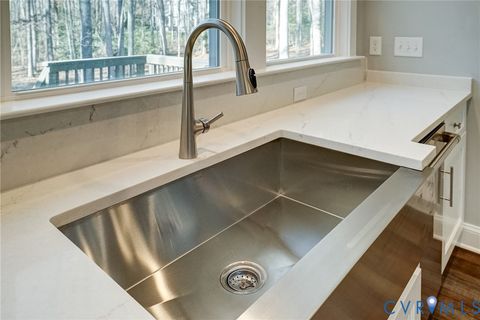 Tiny photo for 620 Cross Ridge Lane, Manakin Sabot, VA 23103 (MLS # 2531810)