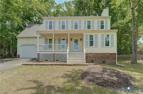 Photo of 1101 Worsham Green Terrace, Midlothian, VA 23114 (MLS # 2615420)