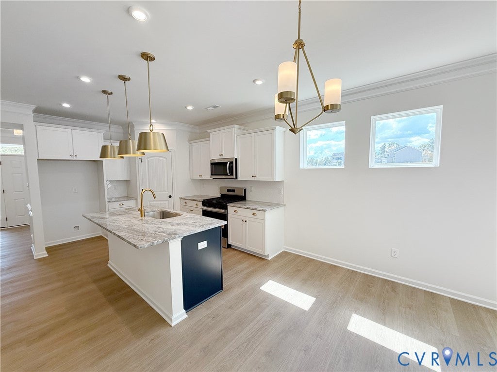 6440 Quinlynn Place
