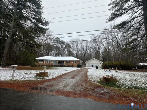 Tiny photo for 335 Norris Avenue, Waverly, VA 23890 (MLS # 2532502)