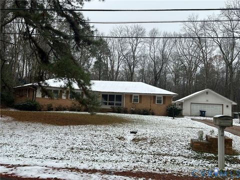 Tiny photo for 335 Norris Avenue, Waverly, VA 23890 (MLS # 2532502)
