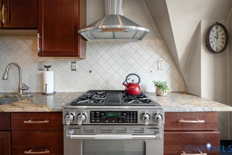 Tiny photo for 2711 Grove Avenue #6, Richmond, VA 23220 (MLS # 2616303)