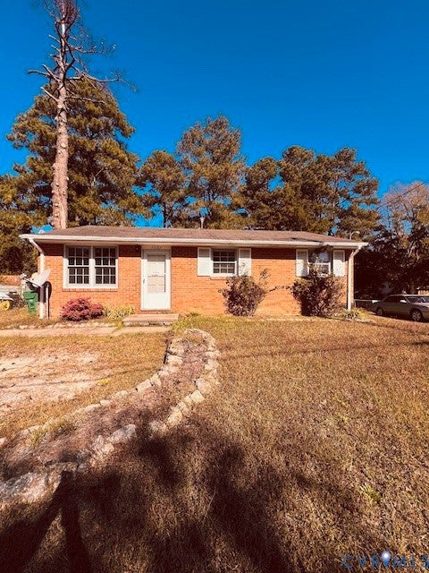 Photo of 1525 Circle Drive, Petersburg, VA 23803 (MLS # 2628800)