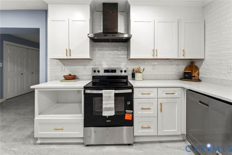 Tiny photo for 317 Cedar Lane, Hopewell, VA 23860 (MLS # 2626047)