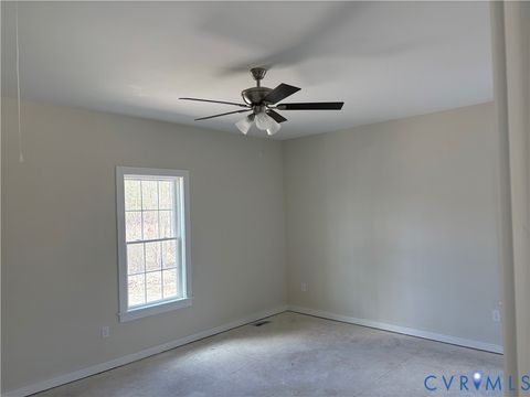 Tiny photo for 15085 Lebanon Road, Disputanta, VA 23842 (MLS # 2606659)
