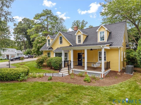 Photo of 7624 Bryn Mawr Road, Henrico, VA 23229 (MLS # 2623046)