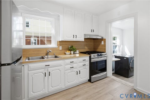Tiny photo for 910 Greenway Lane, Richmond, VA 23226 (MLS # 2627909)