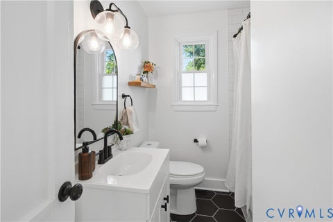 Tiny photo for 910 Greenway Lane, Richmond, VA 23226 (MLS # 2627909)