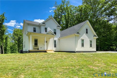 Photo of 4528 E Old Mountain Road, Louisa, VA 23093 (MLS # 2616044)