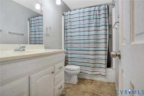 Tiny photo for 14553 Old Courthouse Way #B, Newport News, VA 23608 (MLS # 2618538)