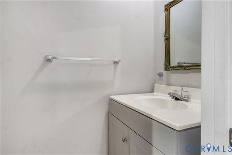 Tiny photo for 14553 Old Courthouse Way #B, Newport News, VA 23608 (MLS # 2618538)