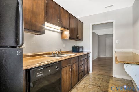 Tiny photo for 14553 Old Courthouse Way #B, Newport News, VA 23608 (MLS # 2618538)