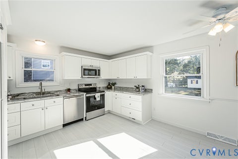 Tiny photo for 6101 Gatesgreen Drive, Chesterfield, VA 23832 (MLS # 2628493)