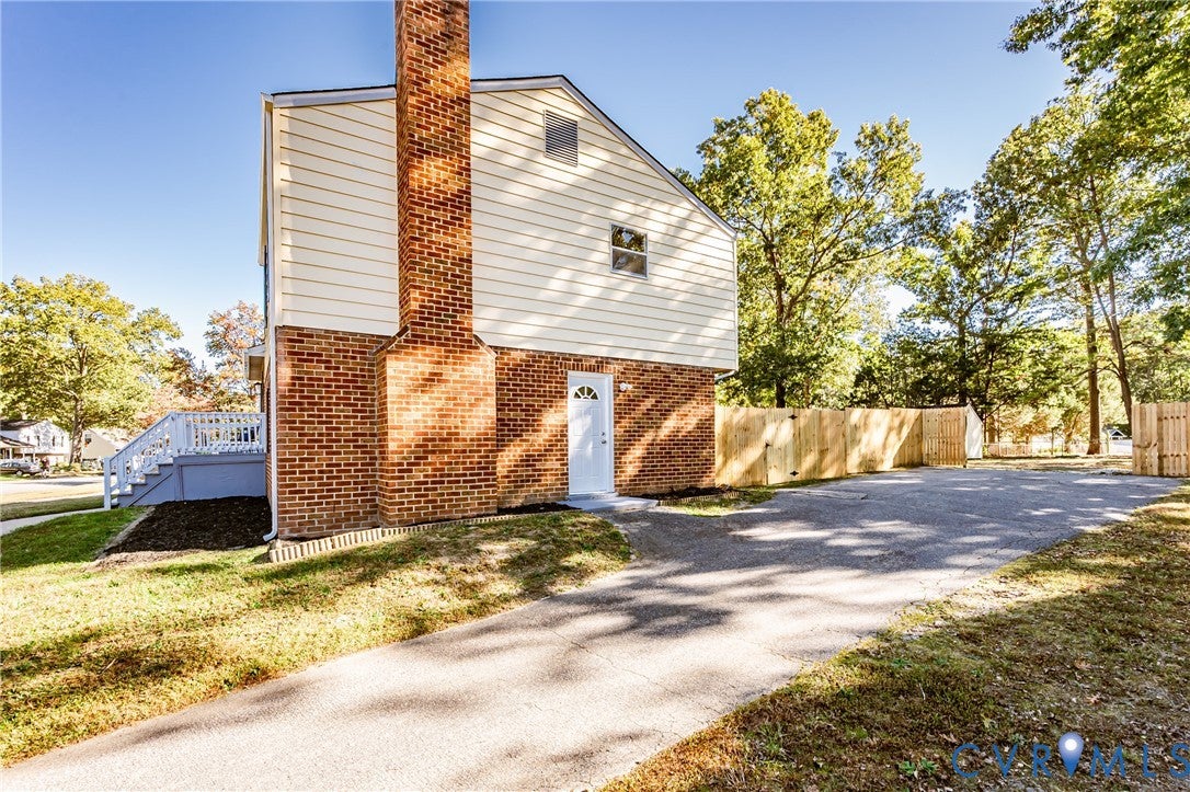 6101 Gatesgreen Drive