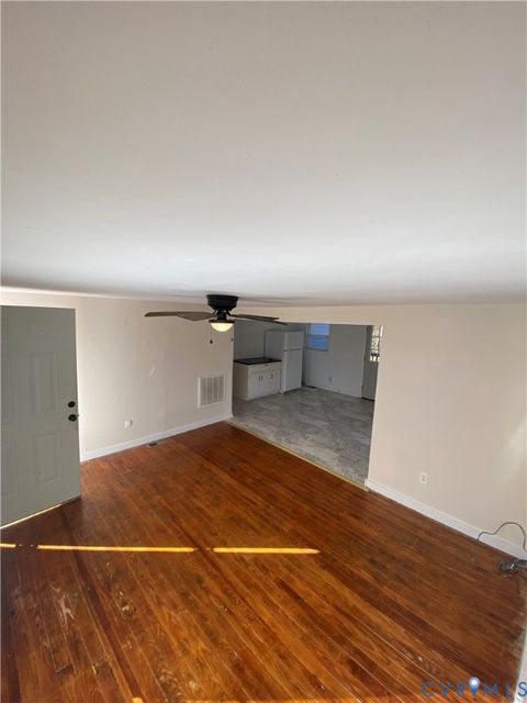 Tiny photo for 225 N West Avenue, Nottoway, VA 23824 (MLS # 2531801)