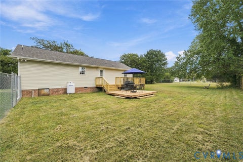 Tiny photo for 118 Anderson Avenue, Bowling Green, VA 22427 (MLS # 2625098)