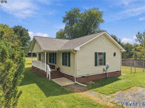 Tiny photo for 118 Anderson Avenue, Bowling Green, VA 22427 (MLS # 2625098)