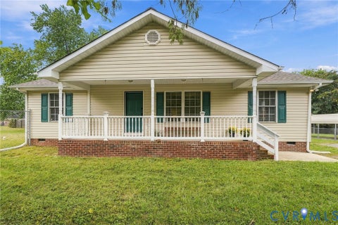 Photo of 118 Anderson Avenue, Bowling Green, VA 22427 (MLS # 2625098)