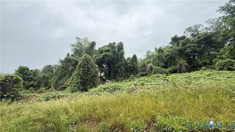 Tiny photo for 550 Dillard Street, Martinsville, VA 24112 (MLS # 2614810)