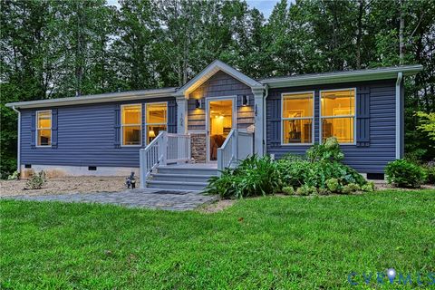Photo of 104 Privacy Road, Bumpass, VA 23024 (MLS # 2605228)