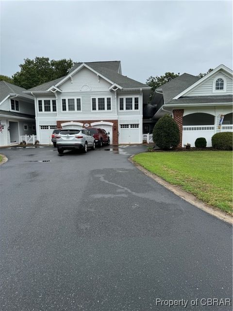 A home in Deltaville