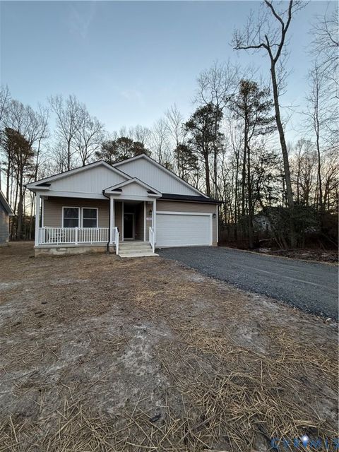 Photo of 192 Woodmount Drive, Colonial Beach, VA 22443 (MLS # 2602102)