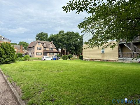 Tiny photo for 311 Dinwiddie Street, Portsmouth, VA 23704 (MLS # 2619170)