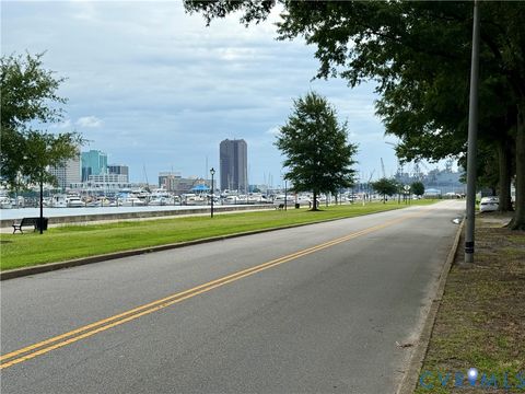 Tiny photo for 311 Dinwiddie Street, Portsmouth, VA 23704 (MLS # 2619170)