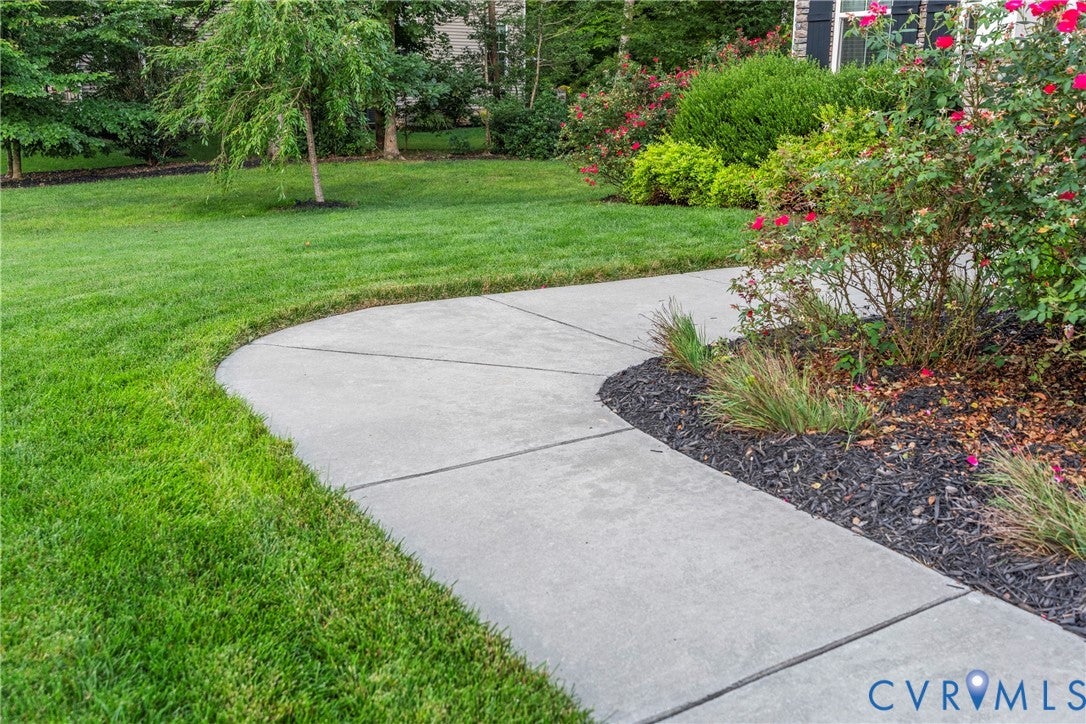 11612 Rolling Leaf Lane