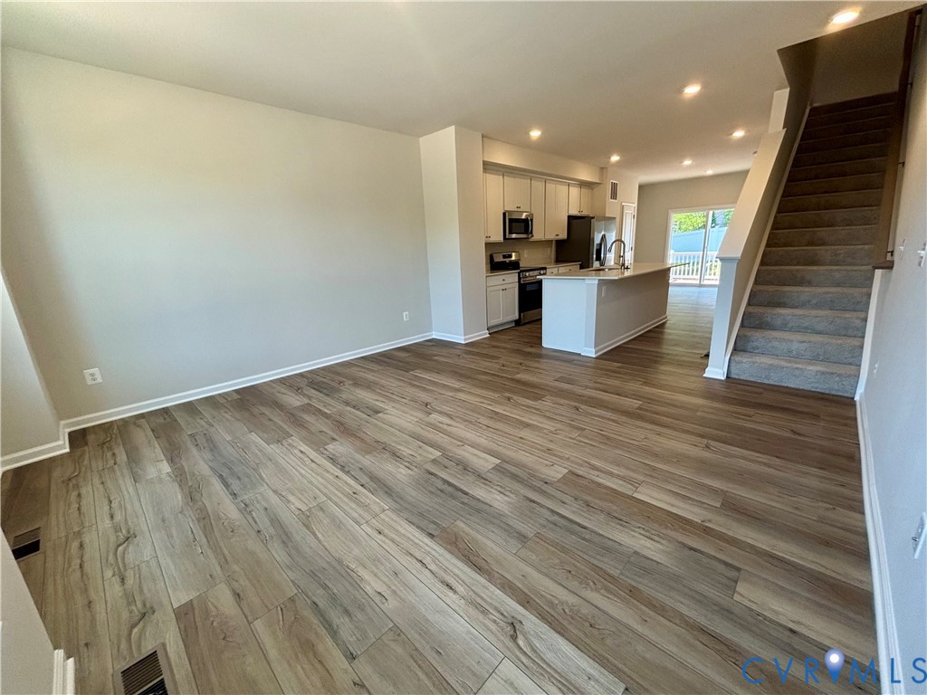 6029 Blue Iris Road