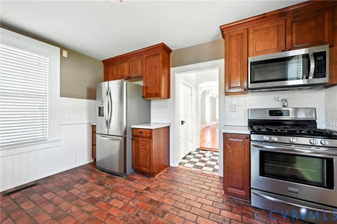 Tiny photo for 533 High Street, Petersburg, VA 23803 (MLS # 2625761)