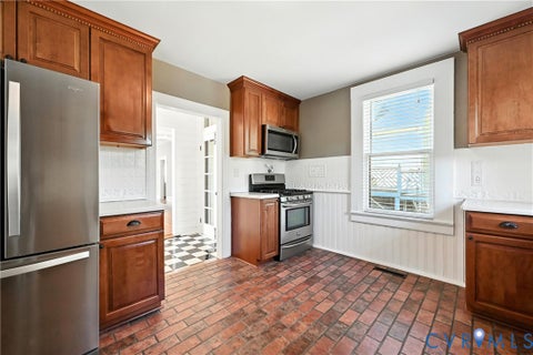 Tiny photo for 533 High Street, Petersburg, VA 23803 (MLS # 2625761)