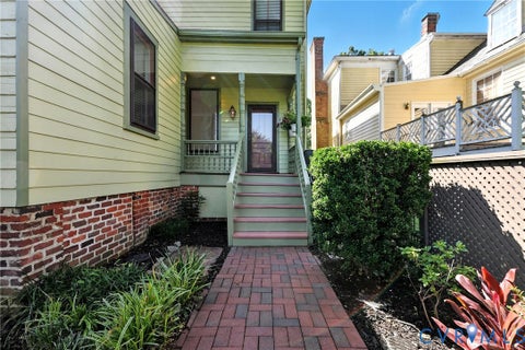 Tiny photo for 533 High Street, Petersburg, VA 23803 (MLS # 2625761)
