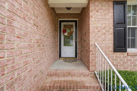 Tiny photo for 308 Meadow Circle, Emporia, VA 23847 (MLS # 2614494)